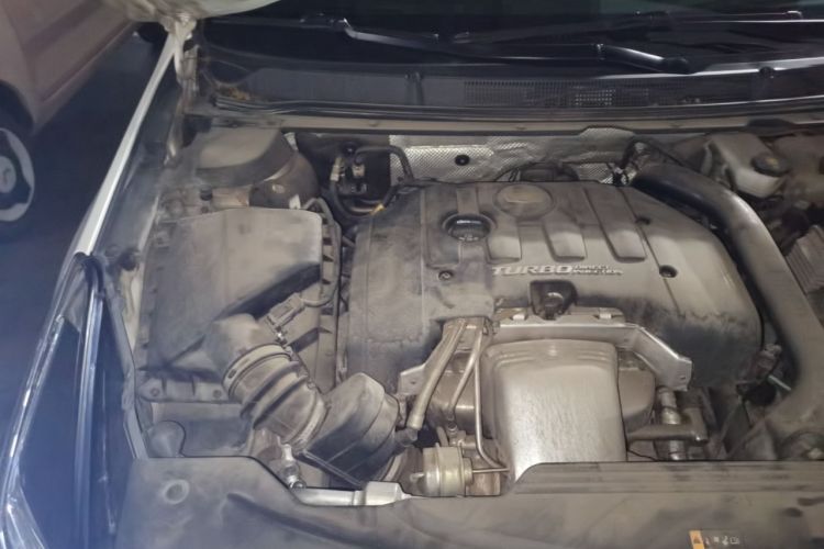 Used Cadillac XTS 2018 28T Luxury Edition Engine Bay Right