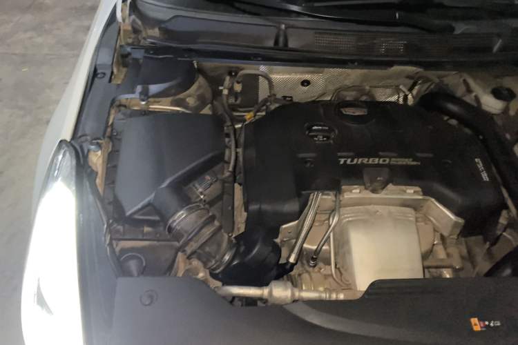 Used Cadillac XTS 2018 28T Tech Edition Engine Bay Right