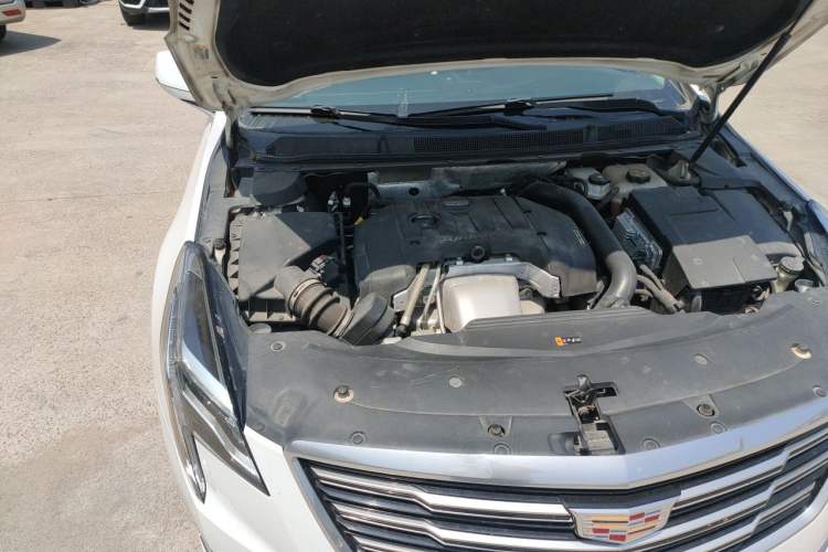 Used Cadillac XTS 2018 28T Elite Edition Engine Bay Right