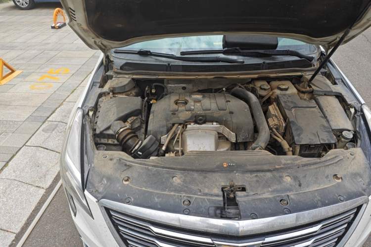 Used Cadillac XTS 2018 28T Tech Edition Engine Bay Right