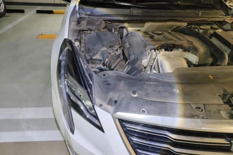 Used Cadillac XTS 2018 28T Luxury Edition Engine Bay Right