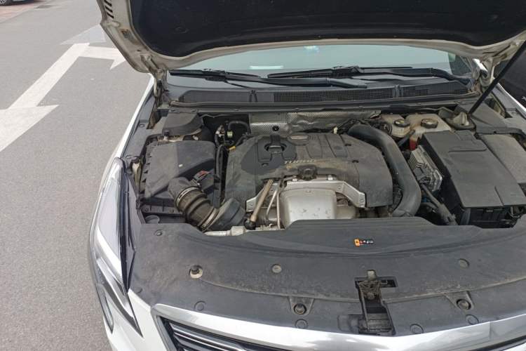 Used Cadillac XTS 2018 28T Tech Edition Engine Bay Right