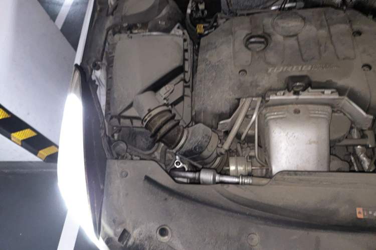 Used Cadillac XTS 2018 28T Elite Edition Engine Bay Right