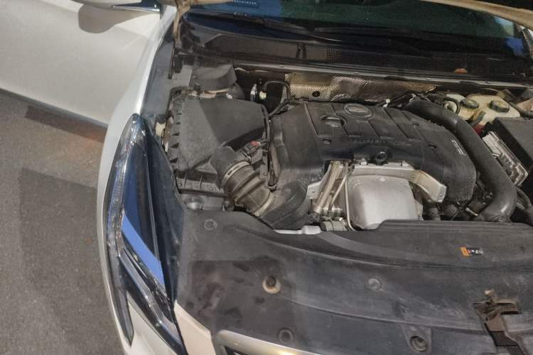 Used Cadillac XTS 2018 28T Tech Edition Engine Bay Right