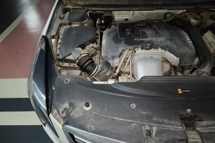 Used Cadillac XTS 2018 28T Tech Edition Engine Bay Right