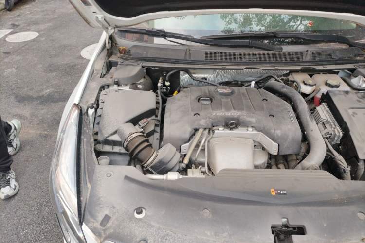 Used Cadillac XTS 2018 28T Elite Edition Engine Bay Right