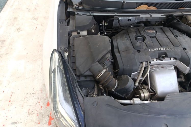 Used Cadillac XTS 2018 28T Tech Edition Engine Bay Right