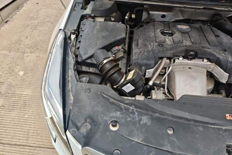 Used Cadillac XTS 2018 28T Tech Edition Engine Bay Right