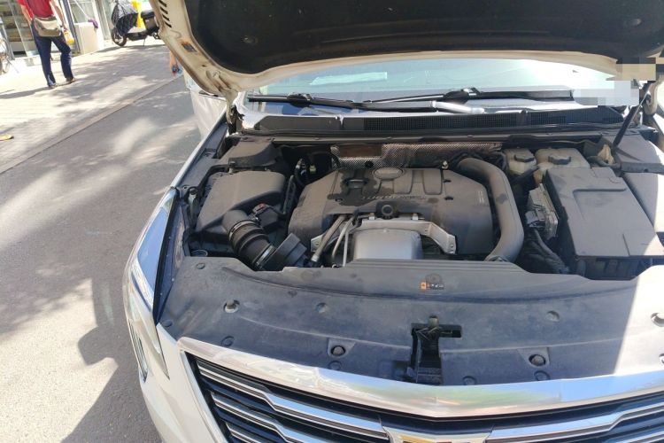 Used Cadillac XTS 2018 28T Elite Edition Engine Bay Right
