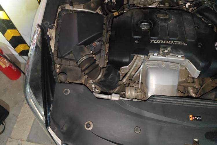 Used Cadillac XTS 2018 28T Elite Edition Engine Bay Right