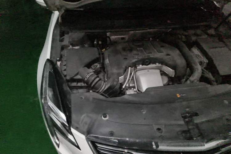 Used Cadillac XTS 2018 28T Elite Edition Engine Bay Right