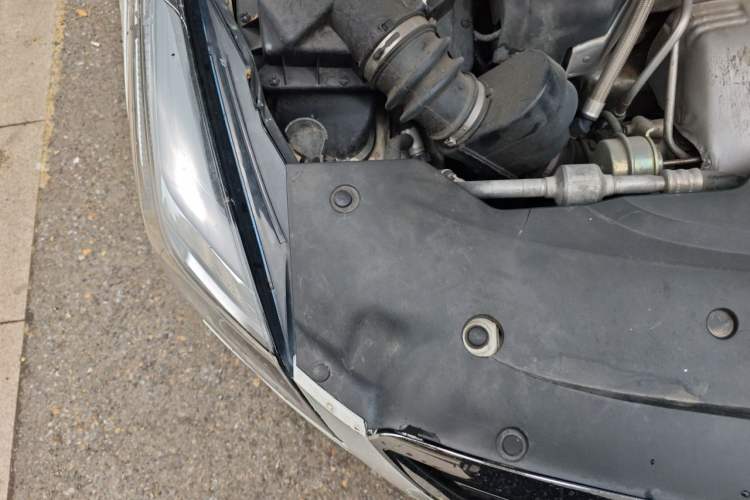 Used Cadillac XTS 2018 28T Elite Edition Engine Bay Right