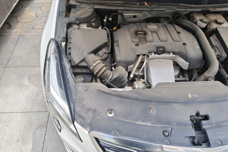 Used Cadillac XTS 2018 28T Tech Edition Engine Bay Right
