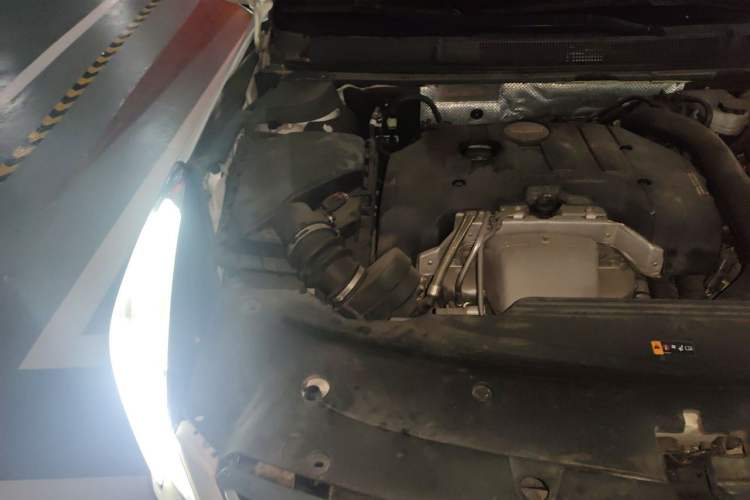 Used Cadillac XTS 2018 28T Tech Edition Engine Bay Right