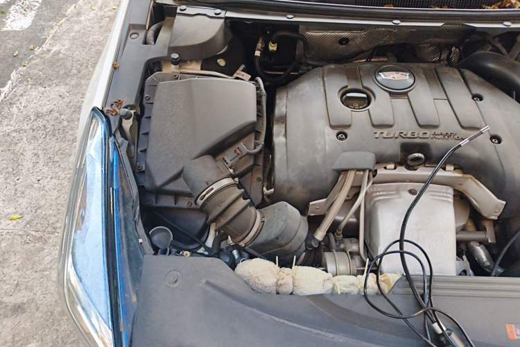 Used Cadillac XTS 2018 28T Tech Edition Engine Bay Right