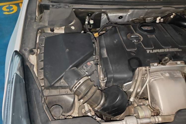 Used Cadillac XTS 2018 28T Luxury Edition Engine Bay Right