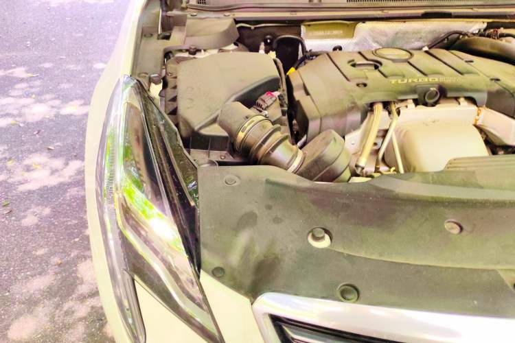 Used Cadillac XTS 2018 28T Tech Edition Engine Bay Right