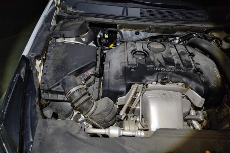 Used Cadillac XTS 2018 28T Elite Edition Engine Bay Right