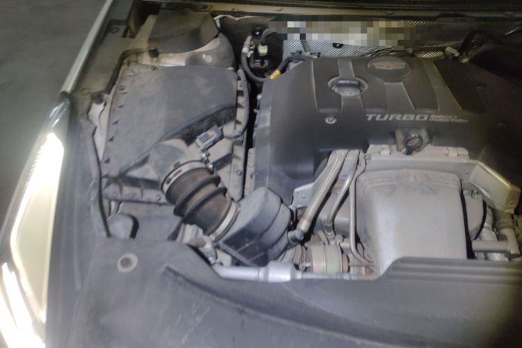 Used Cadillac XTS 2018 28T Tech Edition Engine Bay Right