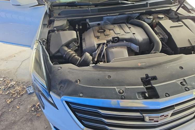 Used Cadillac XTS 2018 28T Tech Edition Engine Bay Right