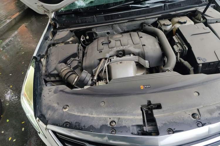 Used Cadillac XTS 2018 28T Tech Edition Engine Bay Right