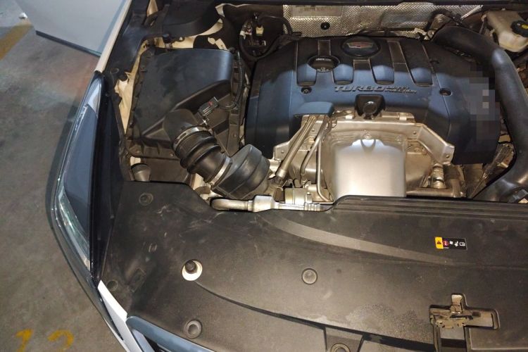 Used Cadillac XTS 2018 28T Tech Edition Engine Bay Right