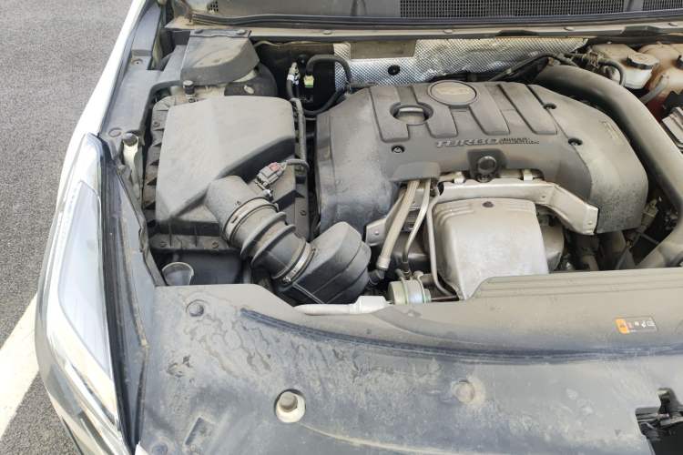 Used Cadillac XTS 2018 28T Tech Edition Engine Bay Right