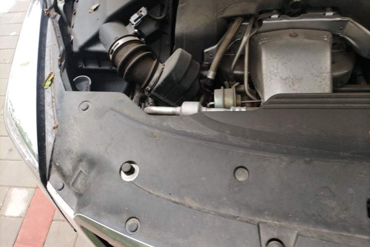 Used Cadillac XTS 2018 28T Elite Edition Engine Bay Right
