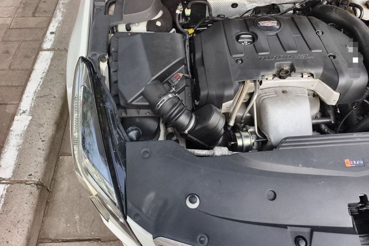 Used Cadillac XTS 2018 28T Luxury Edition Engine Bay Right