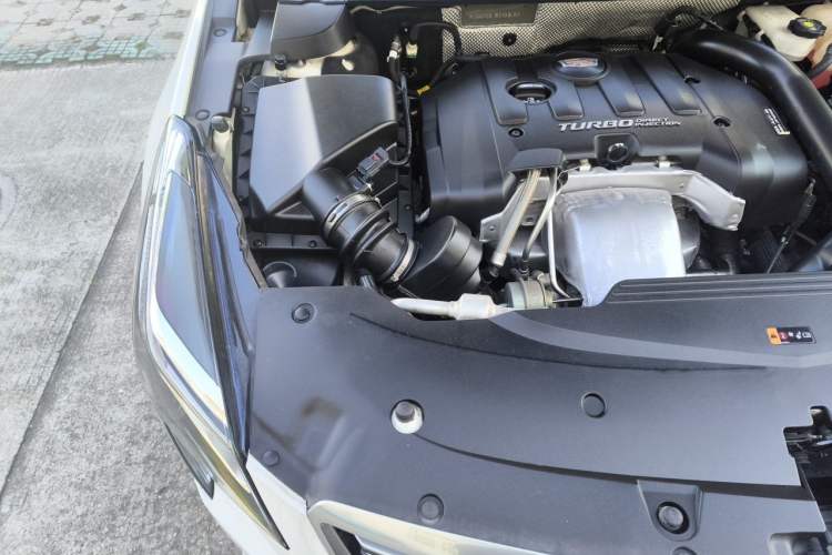 Used Cadillac XTS 2018 28T Tech Edition Engine Bay Right