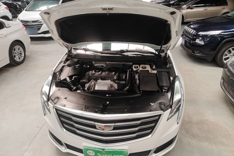 Used Cadillac XTS 2018 28T Tech Edition Engine Bay