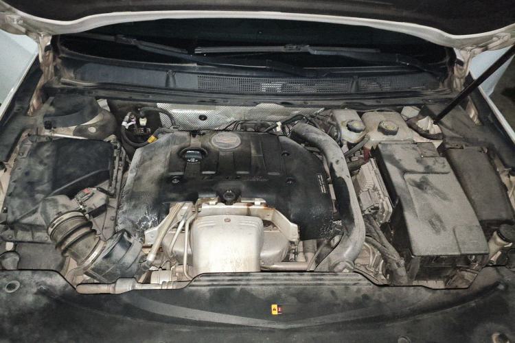 Used Cadillac XTS 2018 28T Luxury Edition Engine Bay