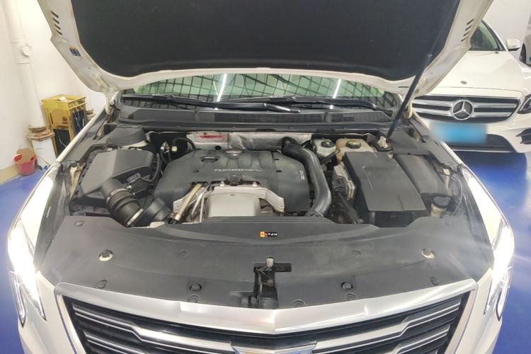 Used Cadillac XTS 2018 28T Tech Edition Engine Bay