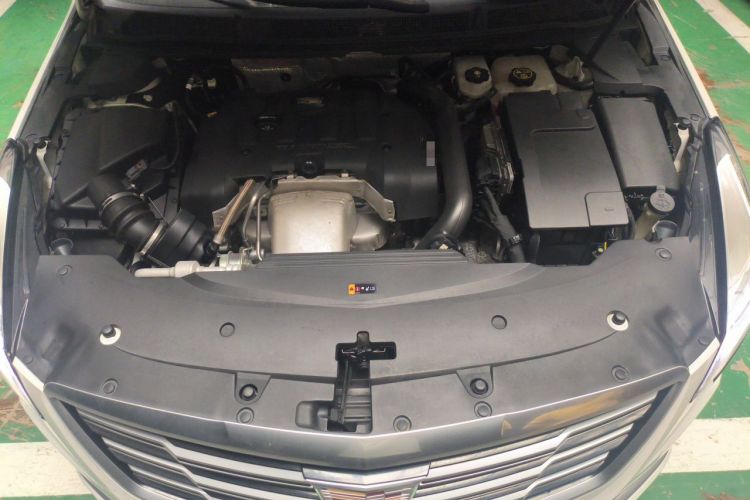 Used Cadillac XTS 2018 28T Elite Edition Engine Bay