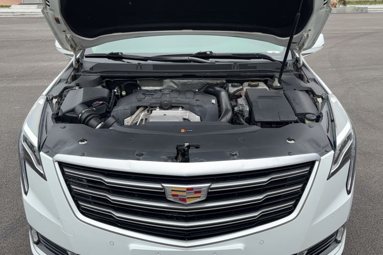 Used Cadillac XTS 2018 28T Elite Edition Engine Bay