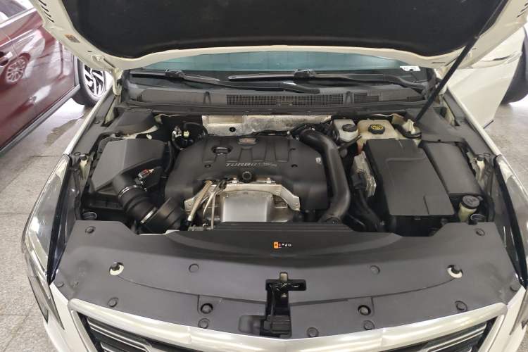 Used Cadillac XTS 2018 28T Tech Edition Engine Bay