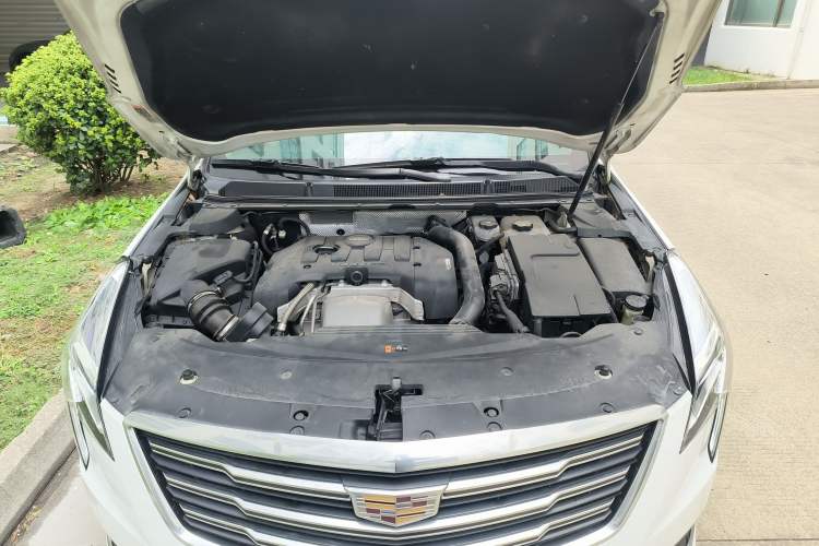 Used Cadillac XTS 2018 28T Tech Edition Engine Bay