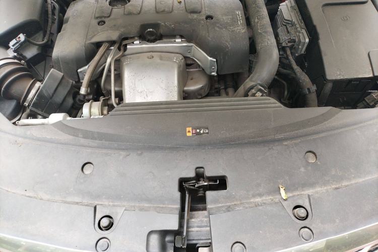 Used Cadillac XTS 2018 28T Elite Edition Engine Bay