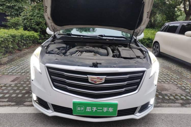 Used Cadillac XTS 2018 28T Elite Edition Engine Bay
