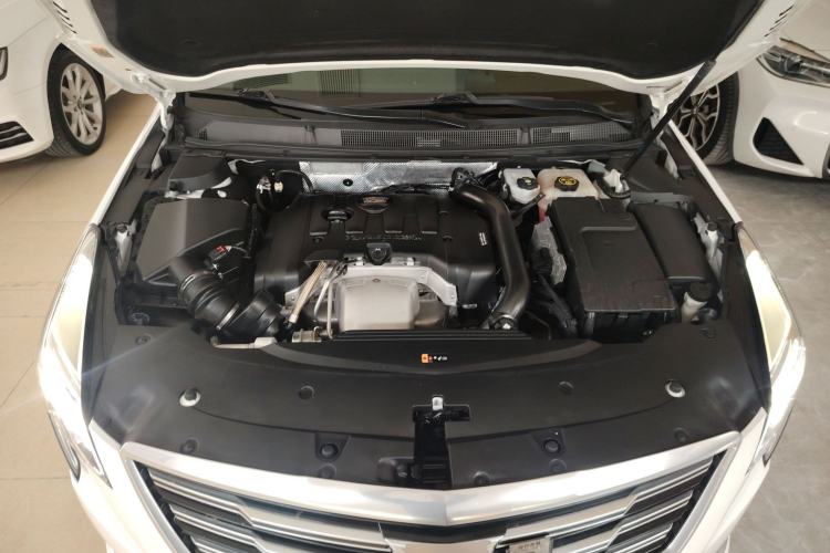 Used Cadillac XTS 2018 28T Elite Edition Engine Bay