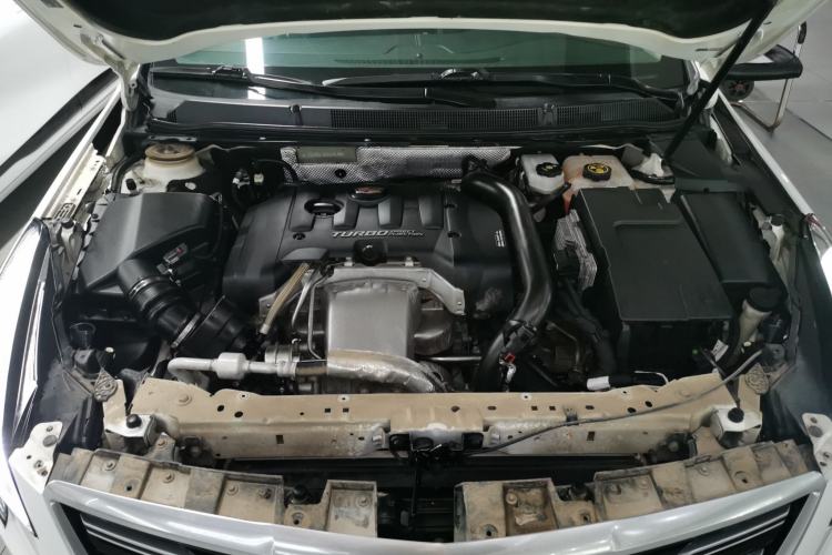 Used Cadillac XTS 2018 28T Tech Edition Engine Bay