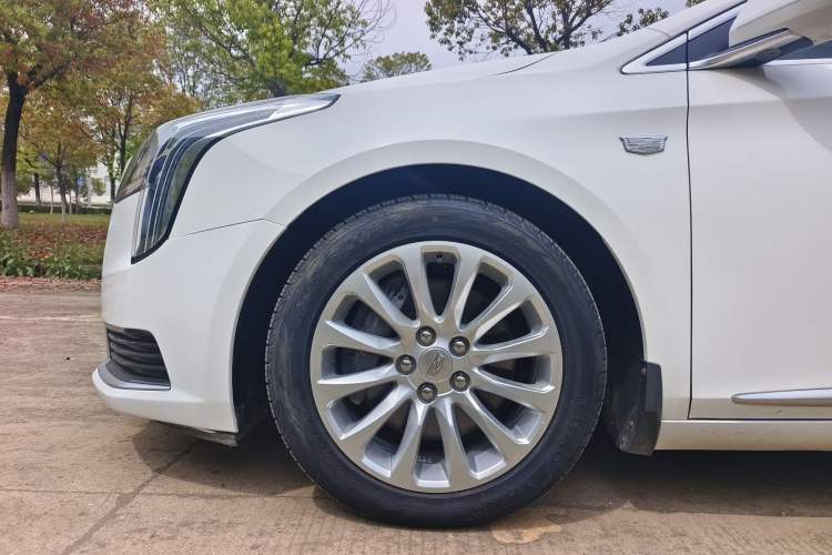 Used Cadillac XTS 2018 28T Tech Edition Exterior 10