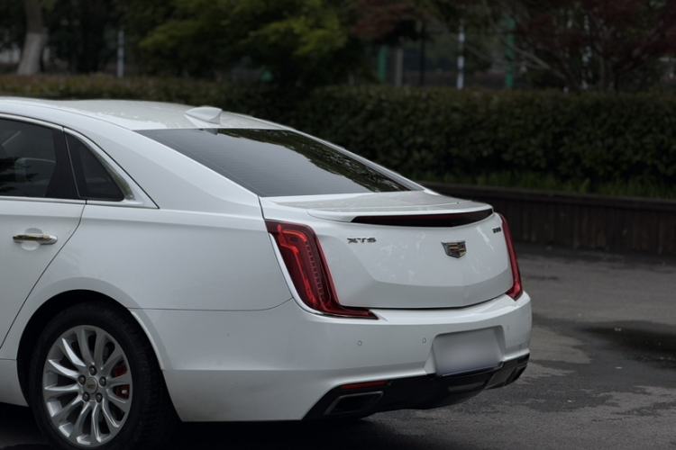 Used Cadillac XTS 2018 28T Tech Edition Exterior 10
