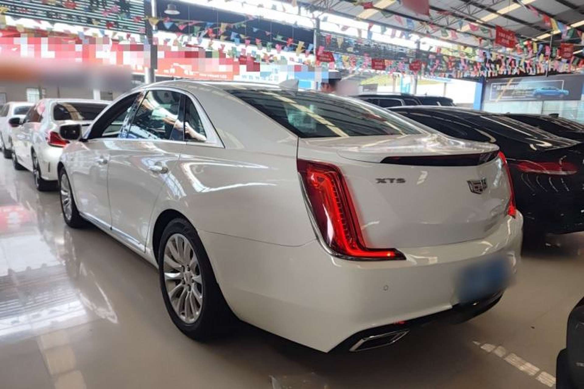 Used Cadillac XTS 2018 28T Tech Edition Exterior 2