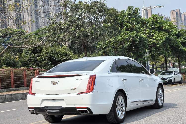 Used Cadillac XTS 2018 28T Tech Edition Exterior 2