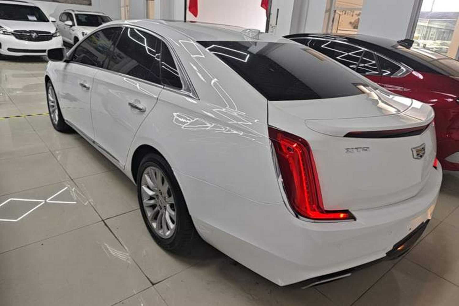 Used Cadillac XTS 2018 28T Tech Edition Exterior 2
