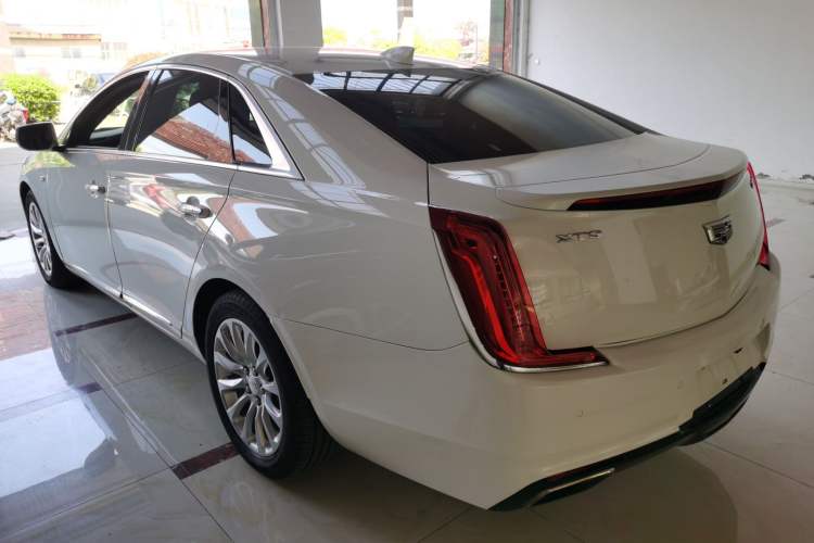Used Cadillac XTS 2018 28T Tech Edition Exterior 2