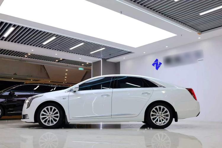 Used Cadillac XTS 2018 28T Luxury Edition Exterior 2
