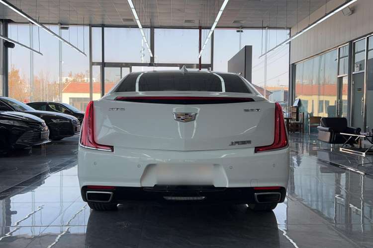 Used Cadillac XTS 2018 28T Elite Edition Exterior 3