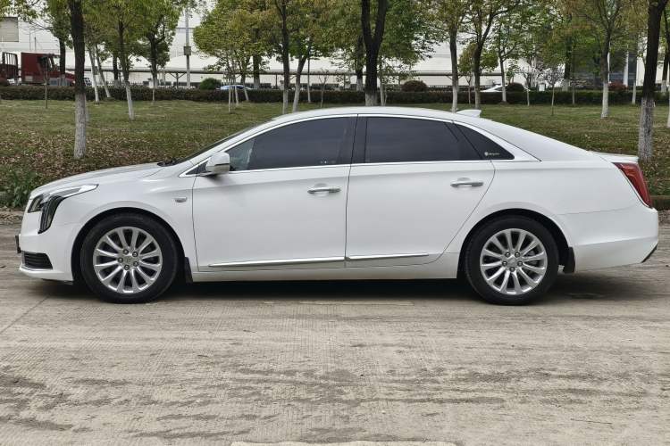 Used Cadillac XTS 2018 28T Tech Edition Exterior 3
